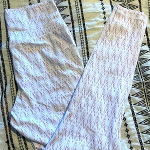 BuffBunny oasis print leggings size XL